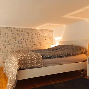 Apartment Cozy In Near Ruined Bars, Budapest